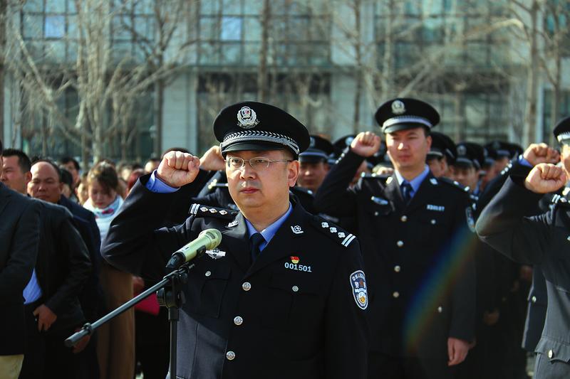 黑恶2.jpg 黑恶2.jpg