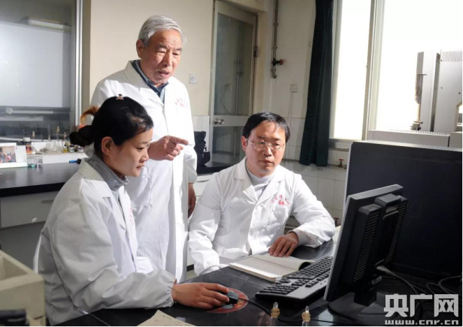 李殿荣3.png 李殿荣3.png